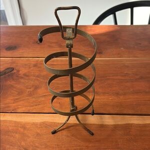 Vintage Mid Century Rotating Brass Metal Earring Totem Pole Holder/Stand